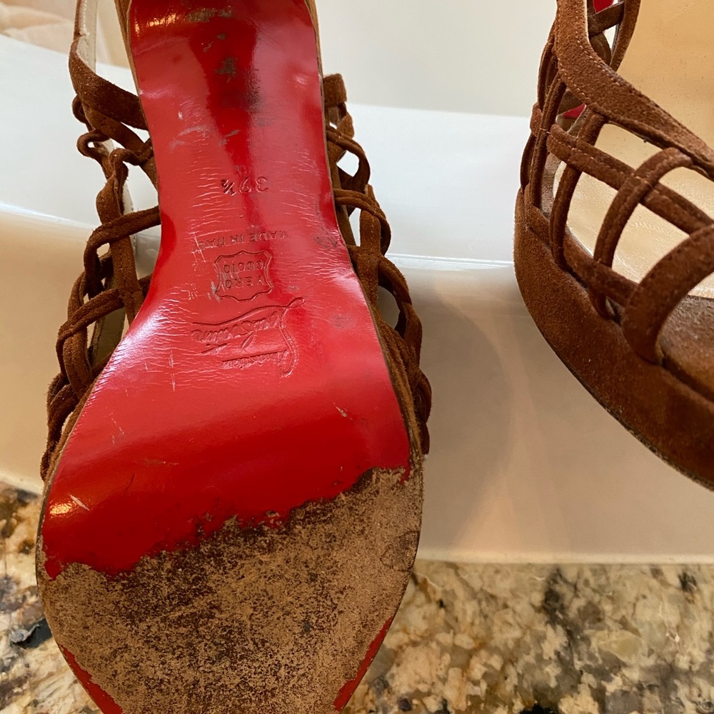 👠 Red Hot 👠 Louboutins - Picture 5 of 5